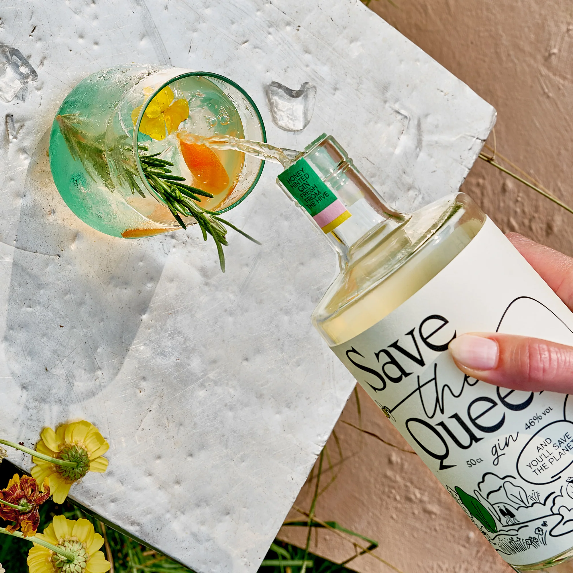 Save The Queen Gin - 2